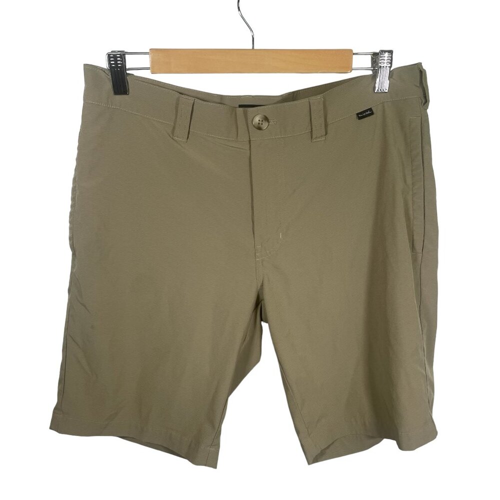 Travis Mathew Tech Shorts Mens Size 32 Golf Tennis Stretch Performance Khaki